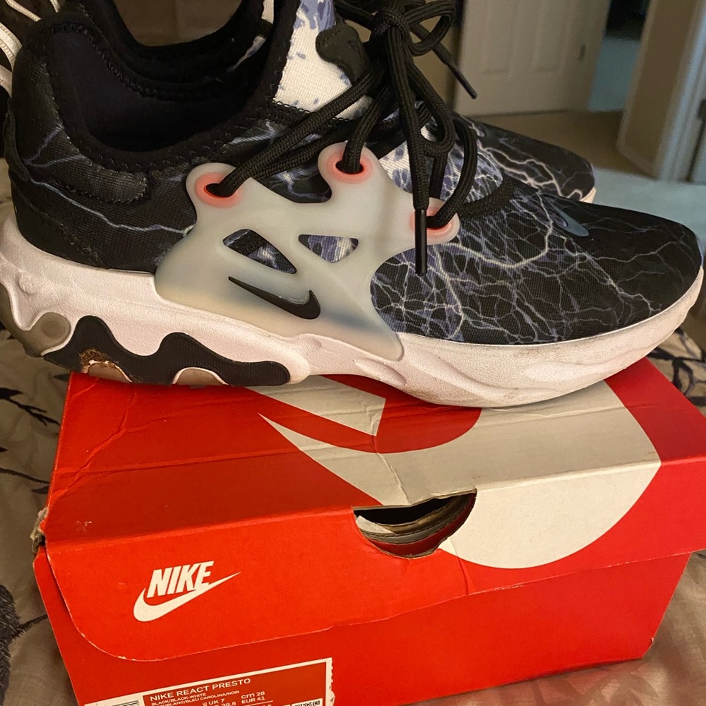 Mens - Nike - React Presto